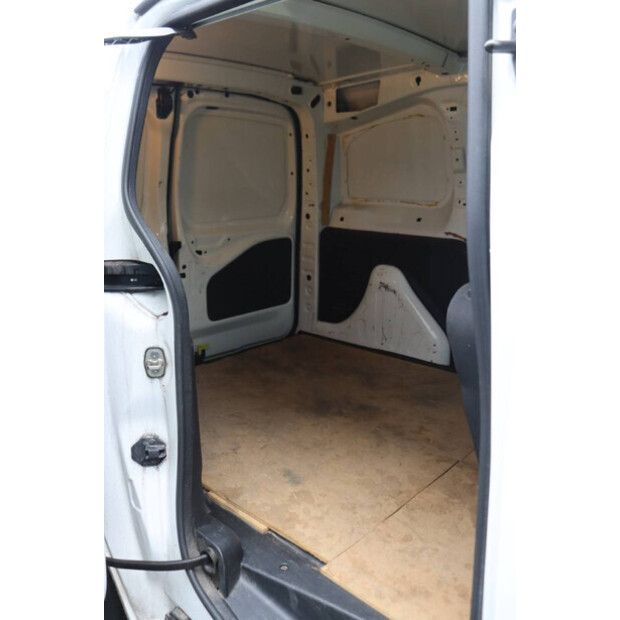 2018 بيجو PARTNER-45736665