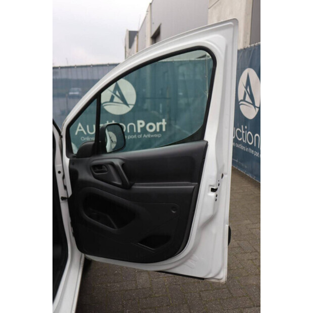 2018 بيجو PARTNER-45736666