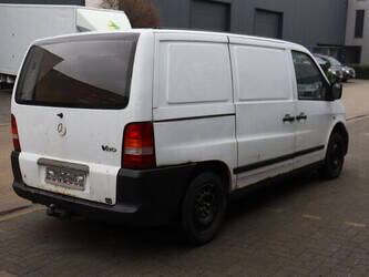 2002-mercedes-benz-vito-45736722