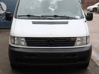 2002-mercedes-benz-vito-45736724
