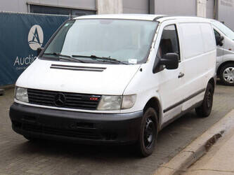 2002-mercedes-benz-vito-45736725