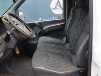 2002-mercedes-benz-vito-45736736