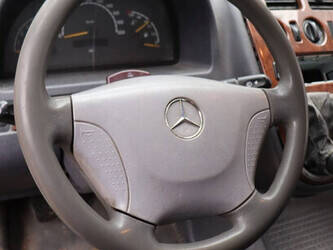 2002-mercedes-benz-vito-45736740