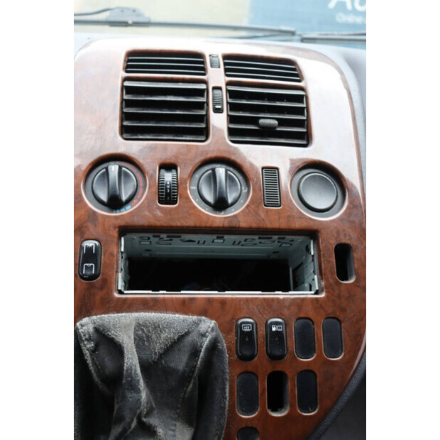 2002 Mercedes-Benz Vito-45736743