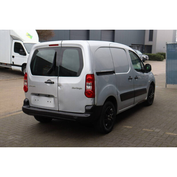 2011 سيتروين BERLINGO-45736773