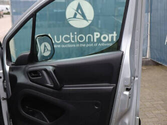 2011-citroen-berlingo-1427564-45736807