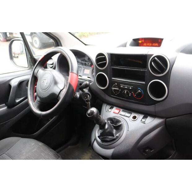 2011 سيتروين BERLINGO-45736808