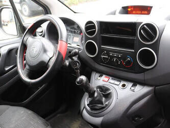 2011-citroen-berlingo-1427564-45736808