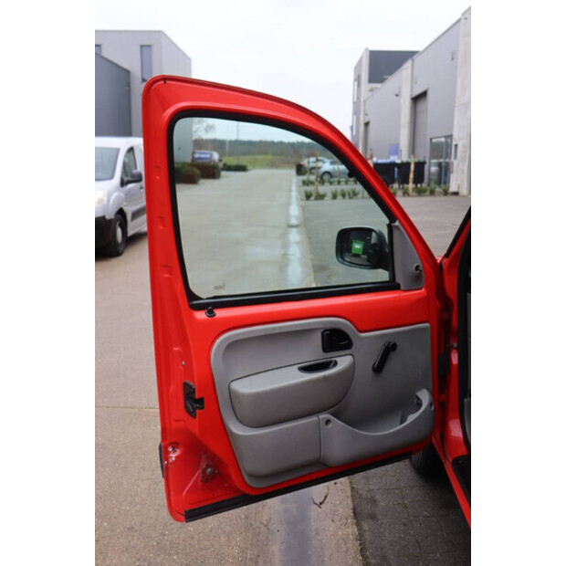 2005 رينو Kangoo-45736876