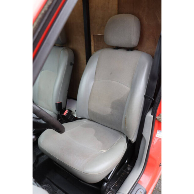 2005 رينو Kangoo-45736878