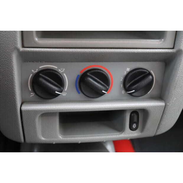 2005 رينو Kangoo-45736884