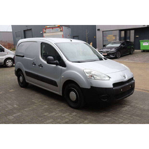 2013 بيجو PARTNER-45736945