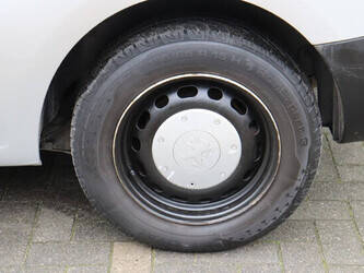 2013-peugeot-partner-1427568-45736951