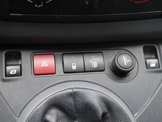 2013-peugeot-partner-1427568-45736963