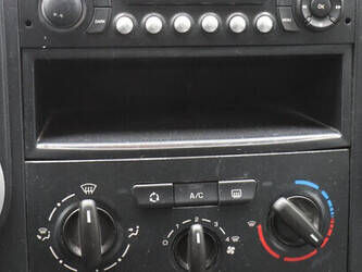 2013-peugeot-partner-1427568-45736964