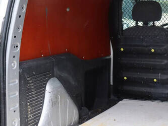 2013-peugeot-partner-1427568-45736974