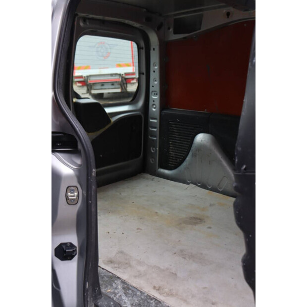 2013 بيجو PARTNER-45736977