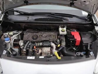 2013-peugeot-partner-1427568-45736981