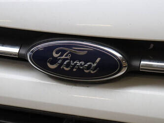 2016-ford-transit-custom-1427575-45737187