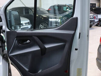 2016-ford-transit-custom-1427575-45737223