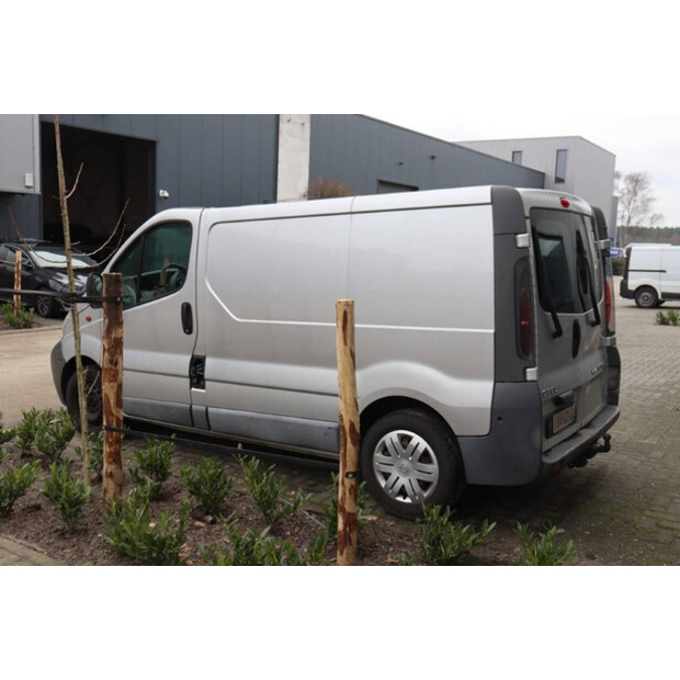 2005 أوبل Vivaro 1.9 CDTI-45737244