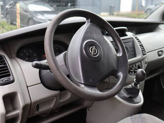 2005-opel-vivaro-1-9-cdti-45737252