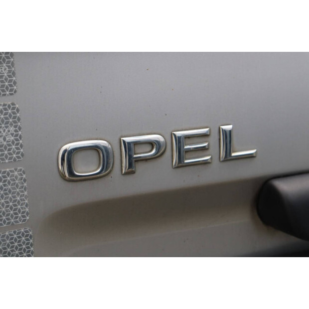 2005 أوبل Vivaro 1.9 CDTI-45737263