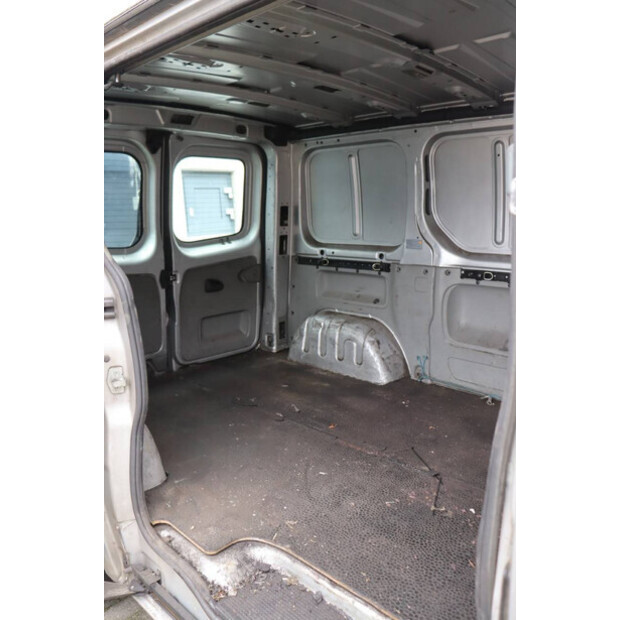 2005 أوبل Vivaro 1.9 CDTI-45737273