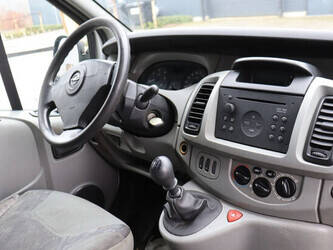 2005-opel-vivaro-1-9-cdti-45737275
