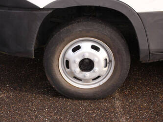 2017-iveco-daily-35c14g-45737301