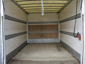 2017-iveco-daily-35c14g-45737310