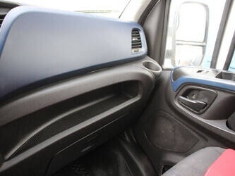 2017-iveco-daily-35c14g-45737335