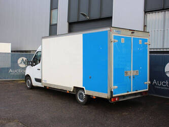 renault-va-em9t-45737352