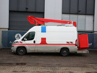 peugeot-boxer-1427580-45737465