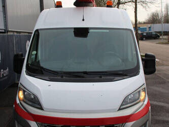 peugeot-boxer-1427580-45737471