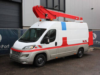 peugeot-boxer-1427580-45737472