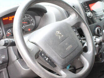 peugeot-boxer-1427580-45737504