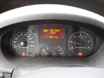 peugeot-boxer-1427580-45737518