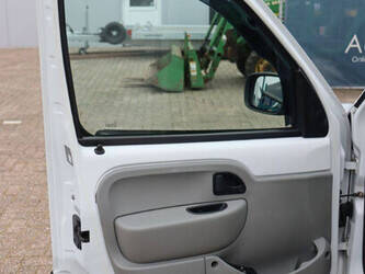 2007-nissan-kubistar-1427581-45737539