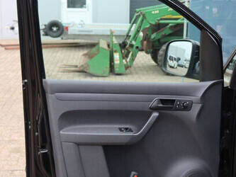 2013-volkswagen-caddy-1427582-45737592