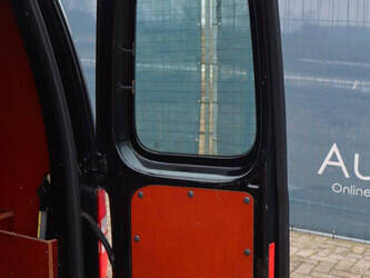 2013-volkswagen-caddy-1427582-45737608