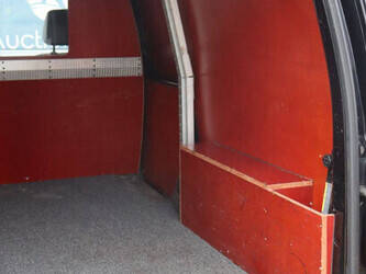 2013-volkswagen-caddy-1427582-45737610