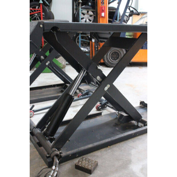 2023 وولف WKS30E-45737684