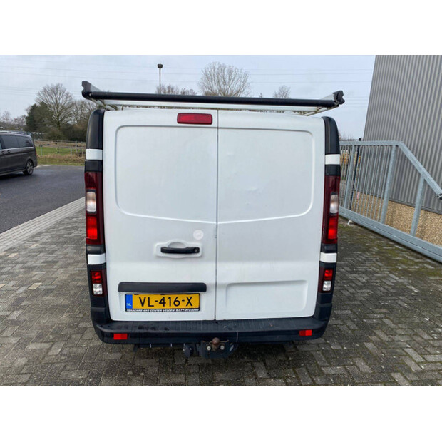 2015 أوبل VIVARO-B-45737713