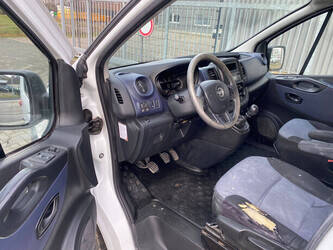 2015-opel-vivaro-b-1427587-45737721