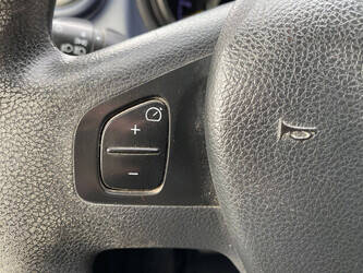 2015-opel-vivaro-b-1427587-45737724