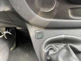 2015-opel-vivaro-b-1427587-45737725