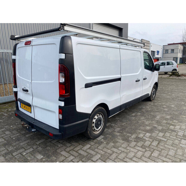 2015 أوبل VIVARO-B-45737737