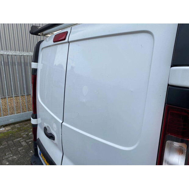 2015 أوبل VIVARO-B-45737741