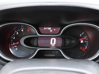 2019-renault-trafic-1427590-45737879